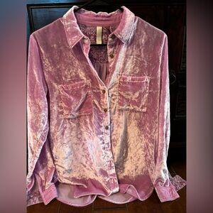 NWOT never worn size 2 xs Pink Velvet Button-Up Shirt Anthropologie Pilcro